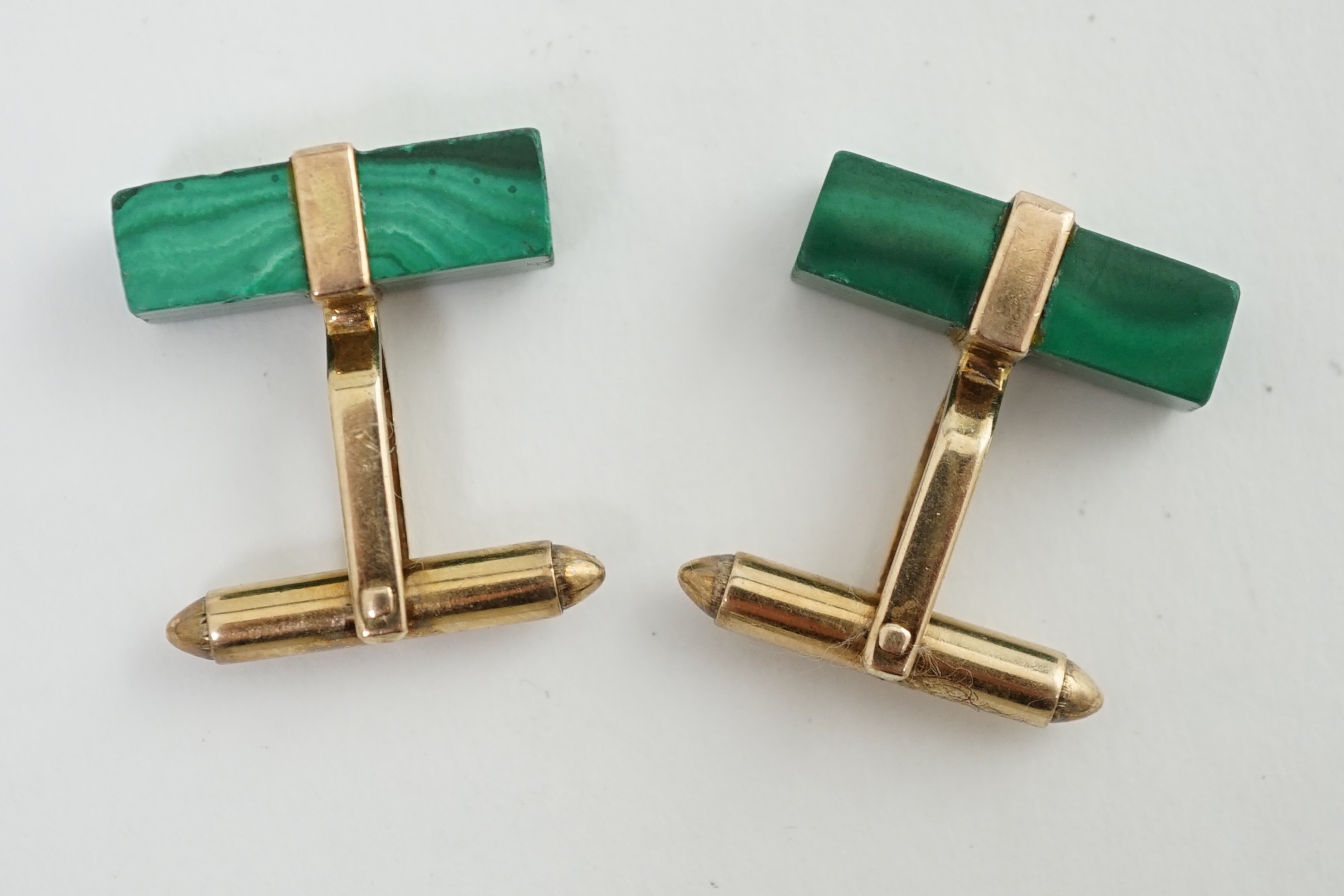 A pair of Chinese 9k gold and malachite set cufflinks